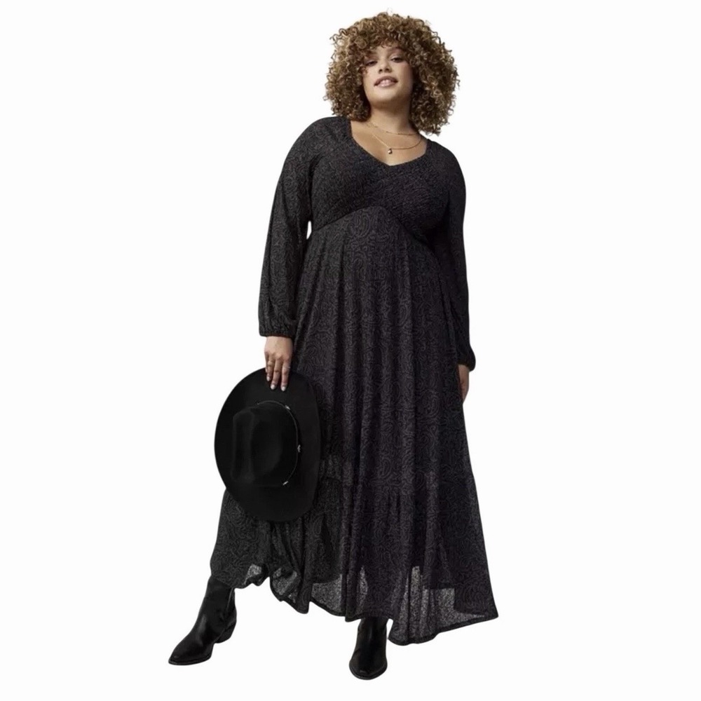 TORRID Smocked Smock Maxi Dress Size 3 Black Boho Whimsigoth Festival Vamp Fairy